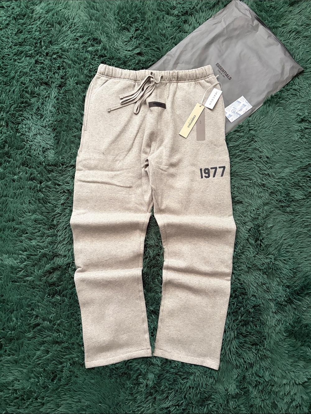 Fear Of God Essentials 1977 Dark Oat Uncuffed SweatPants